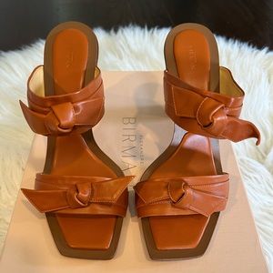 Alexandre Birman CLARITA padded heel